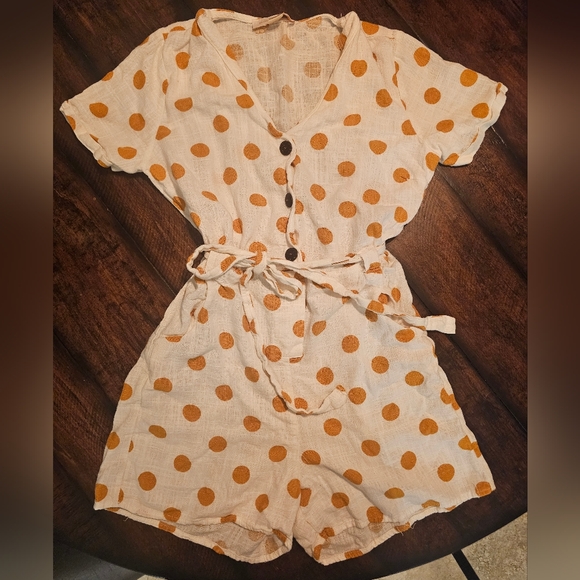 Anthropologie Monteau cream and goldenrod polka dot romper medium - Picture 2 of 6